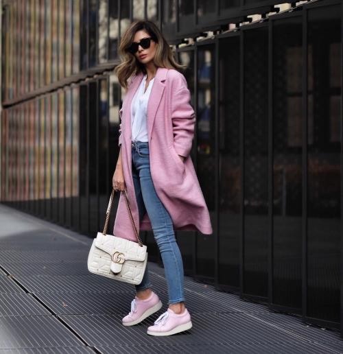 Модные джинсы для женщин з. С чем носить узкие джинсы джинсы женщинам в 40-50 лет весной и летом