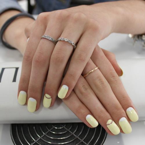 Маникюр на День учителя. Какой маникюр сделать учителю на 1 сентября