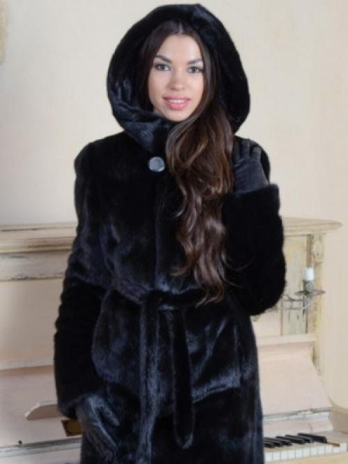 Модные меховые пальто 2019. Стильные фасоны для грядущих холодов 10 Модные меховые пальто 2019. Стильные фасоны для грядущих холодов 10