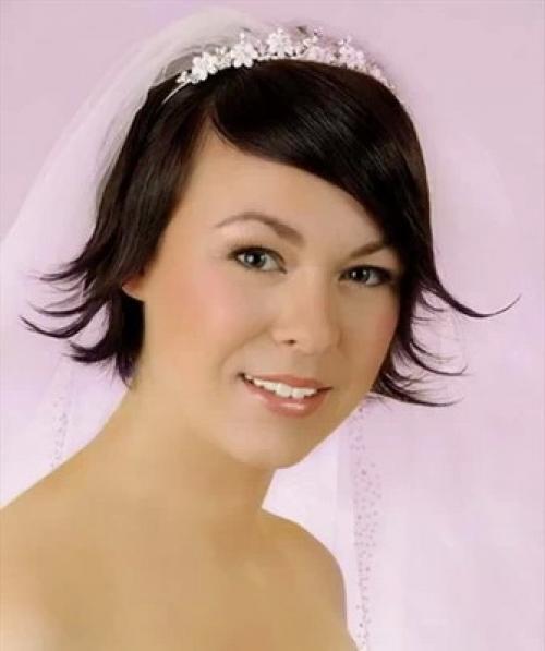 Как заколоть волосы средней длины без челки. Подстегни фолликулы! 06