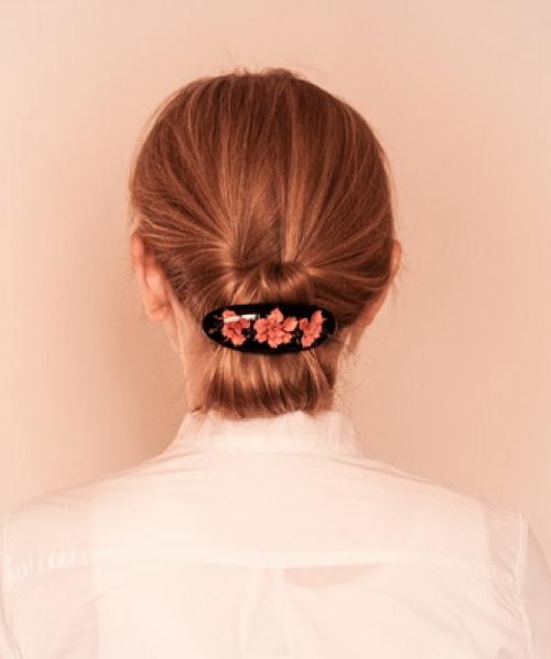 Как заколоть волосы средней длины без челки. Подстегни фолликулы! 11