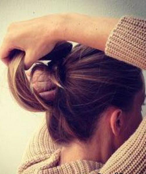 Как заколоть волосы средней длины без челки. Подстегни фолликулы! 23