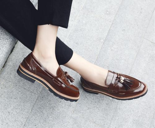 Модные лоферы женские 2019. Красивые модели женских лоферов – с чем носить в 2019-2020 году