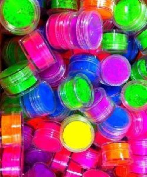 Пигмент в дизайне на гель-лаке. Нейл-арт с пигментами