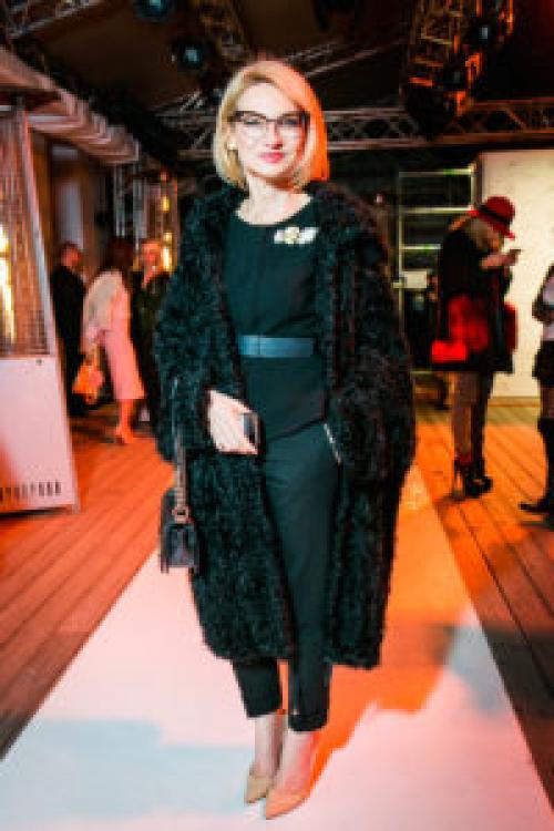 Платья Эвелины Хромченко. Базовый гардероб от Эвелины Хромченко: особенности в 2019 году