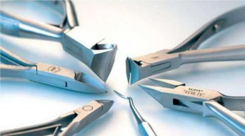 Дезинфекция и стерилизация инструментов для маникюра. Дезинфекция инструментов для маникюра – первый этап обработки