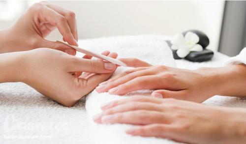 Что нельзя делать перед походом на маникюр. Что нельзя делать перед походом к маникюрному мастеру?