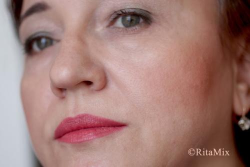 Лак для губ ив роше. Моя попытка № 4 примерить матовые губы. Yves Rocher Grand Rouge L'Elixir в оттенке # 102. Отзыв.