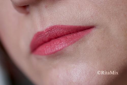 Лак для губ ив роше. Моя попытка № 4 примерить матовые губы. Yves Rocher Grand Rouge L'Elixir в оттенке # 102. Отзыв.