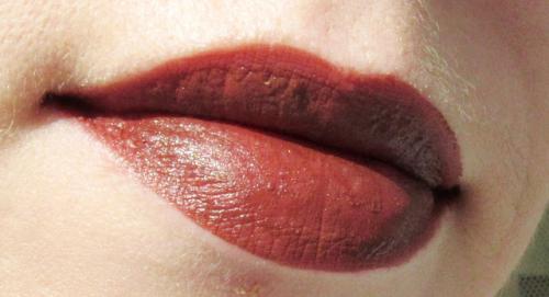 Губная помада Grand Rouge 103. Жидкие матовые помады Grand Rouge (оттенки 103 и 112) от Yves Rocher