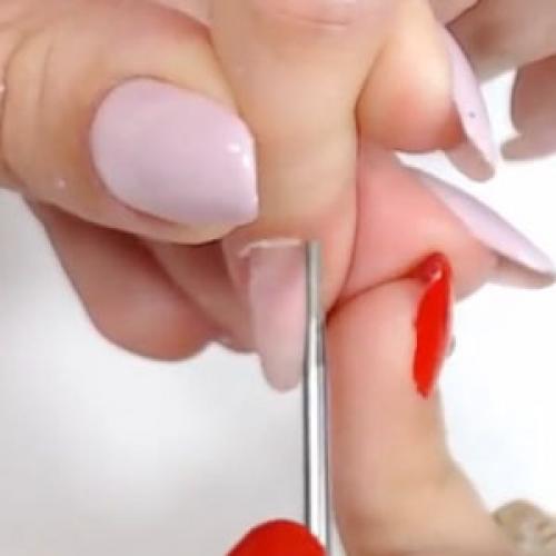 Наращивание гелем сколько держится. Наращивание ногтей на типсы: технология и сколько по времени длится процедура 11