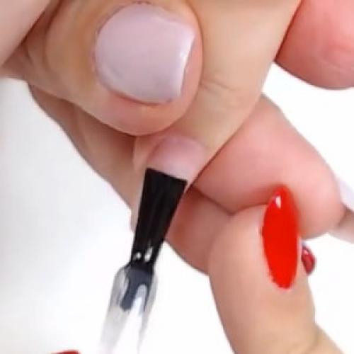 Наращивание гелем сколько держится. Наращивание ногтей на типсы: технология и сколько по времени длится процедура 15