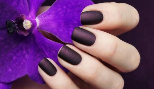 Покрытие гель-лаком для начинающих пошагово. Как сделать ногти гель-лаком в домашних условиях? Необходимые инструменты, пошаговая инструкция нанесения, снятие покрытия. Советы по выполнению маникюра