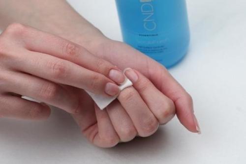Ногти гелевые сколько держатся. Сколько держится гель-лак на натуральных ногтях?