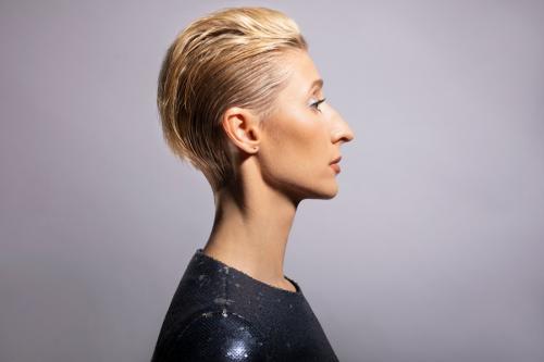 Для чего хайлайтер в макияже. Область использования хайлайтера 08