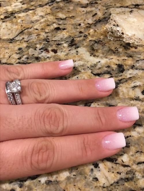 Дизайн ногтей белый с розовым. В белоснежном облачении