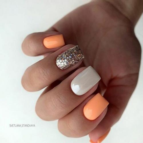 Нежный маникюр 2019 - персиковый цвет