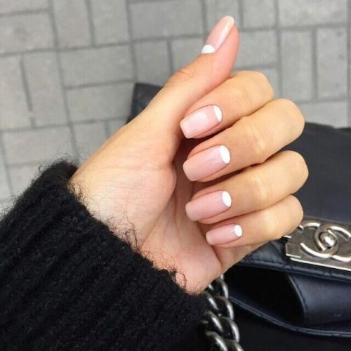 Сдержанный маникюр. Офисный маникюр: сдержанный и стильный