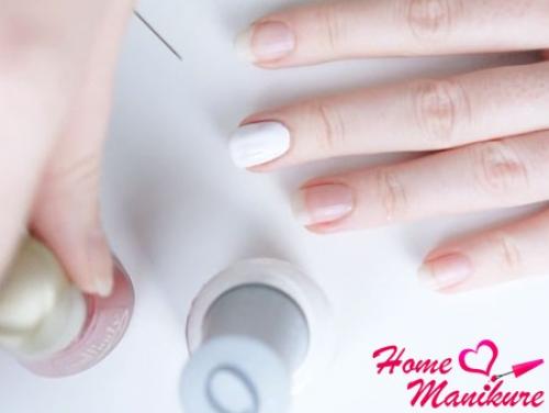 Узоры на ногтях легкие. Создание простого рисунка с помощью иголки