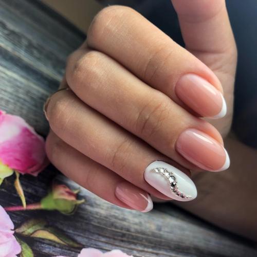 Нежный маникюр 2019. Нежный маникюр: актуальные виды дизайна 2019