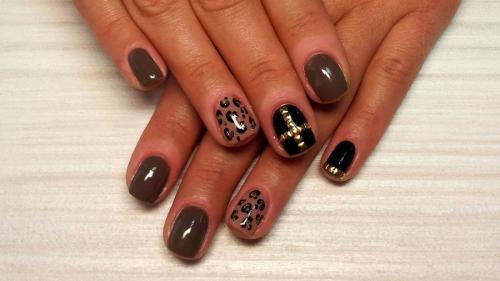 Маникюр на короткие ногти под черное платье. Маникюр под черное кружевное платье 05 Маникюр на короткие ногти под черное платье. Маникюр под черное кружевное платье 05
