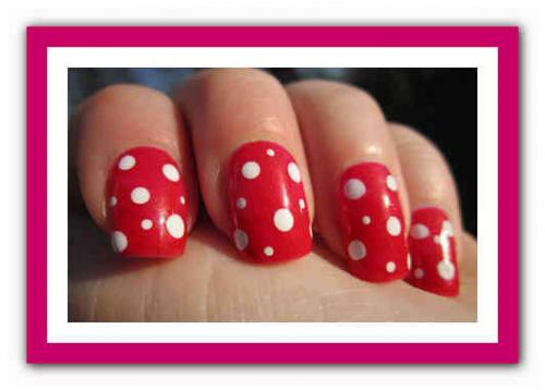Красный маникюр с белым. Красные ногти: сочетание цветов 09 Красный маникюр с белым. Красные ногти: сочетание цветов 09
