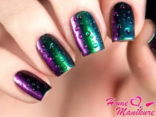 Стекающие капли на ногтях. Неповторимая свежесть маникюра с капельками