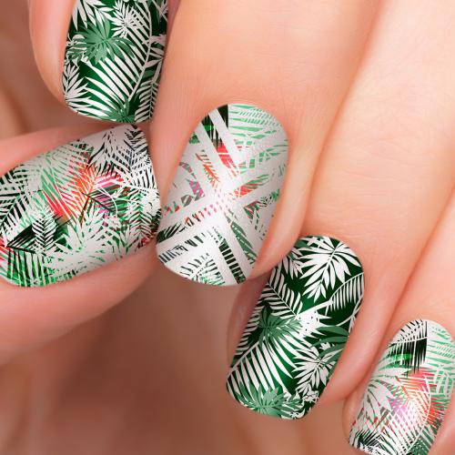 Красивый маникюр на море. Морской маникюр с тропическими цветами