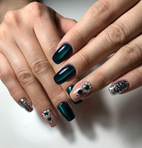 Маникюр на квадратные ногти осень 2019. Тренды маникюра 2019: осенние цвета на ногтях