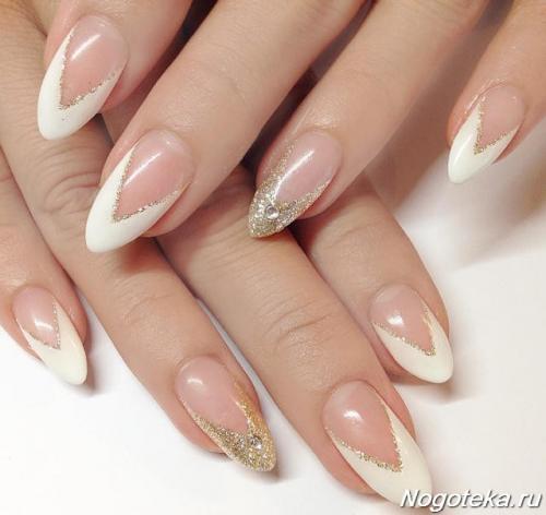 Белый френч со стразами. Дизайн ногтей со стразами: новинки 2019 10