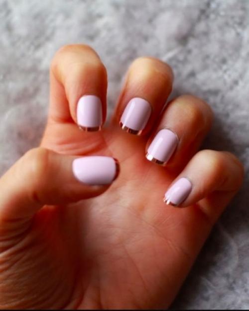 Маникюр золотой гель лак. Особенности нанесения гель-лака 09