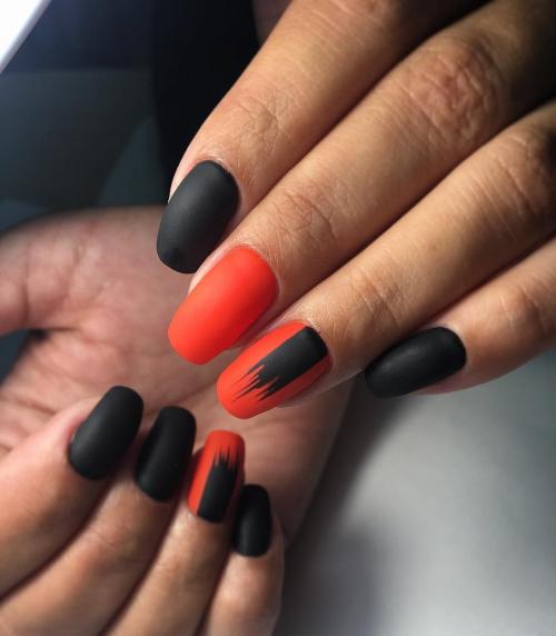 Матовый бежевый с черным маникюр. Лучшие комбинации черного матового лака