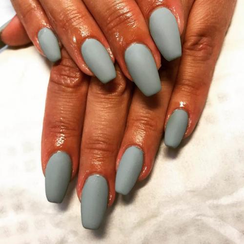 Матовый с глянцевым маникюр. Как сделать матовый маникюр: 2 популярные техники 11 Матовый с глянцевым маникюр. Как сделать матовый маникюр: 2 популярные техники 11