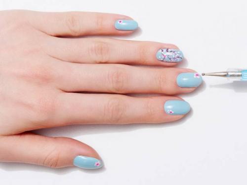 Маникюр с цветами сакуры. Веточка сакуры на ногтях: пошаговая инструкция