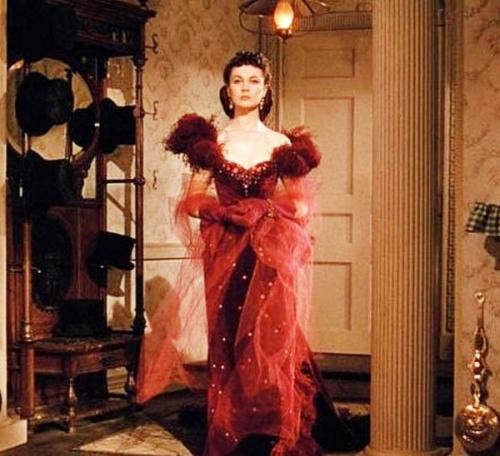 Туфли под бордовое платье. Фасоны и сочетания