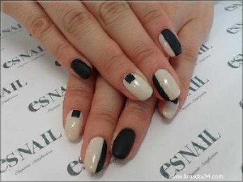 Маникюр черный и бежевый. Варианты бежевого маникюра с рисунком черного цвета