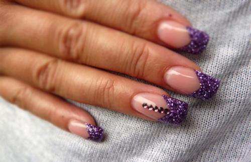 Нежный френч с блестками. Сверкающий френч с блестками: фото идеи маникюра + видео