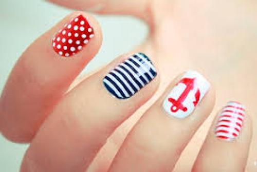 Маникюр нежный на море. Маникюр в морском стиле с тематическими рисунками