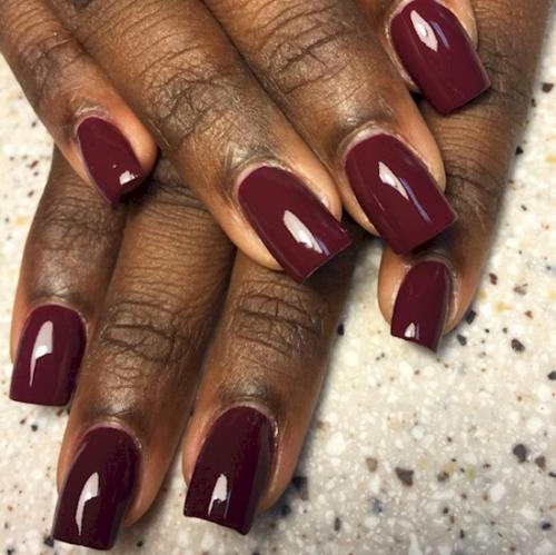 Маникюр на трапециевидные ногти. 