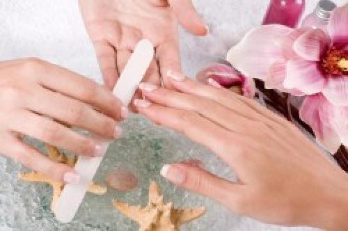 Маникюр на трапециевидные ногти. 23