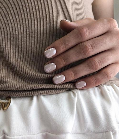 Маникюр на коротких ногтях 2019. Топовые тренды маникюра на очень маленькие ногти