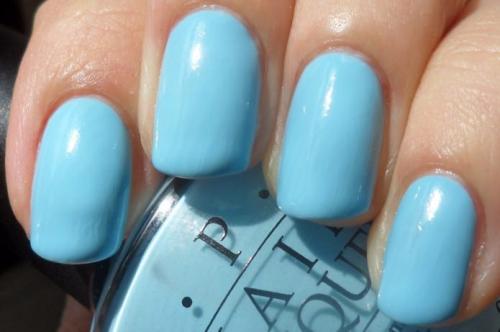 Темно синий маникюр с блестками. 10