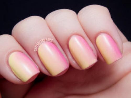 Дизайн ногтей переход одного цвета в другой. Растяжка на ногтях: эффектный дизайн за считанные минуты 01 Дизайн ногтей переход одного цвета в другой. Растяжка на ногтях: эффектный дизайн за считанные минуты 01