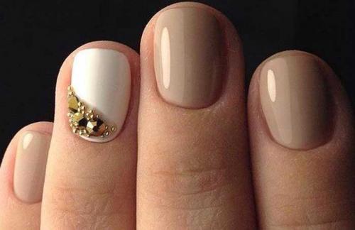 Маникюр на очень короткие ногти. Подходящий дизайн для очень коротких ногтей
