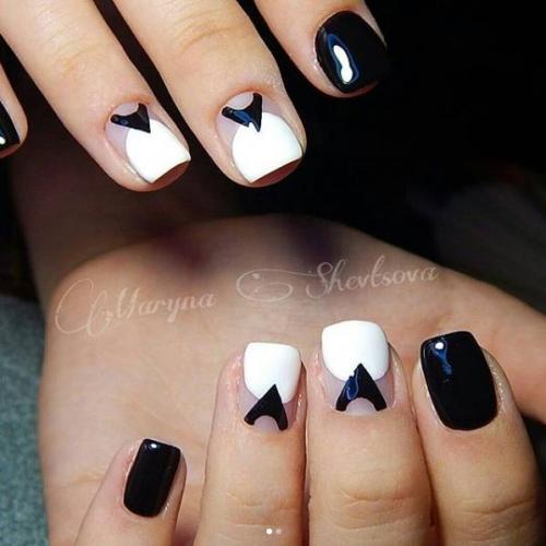 Лунный френч черный. Лунный маникюр-2019: модные тенденции