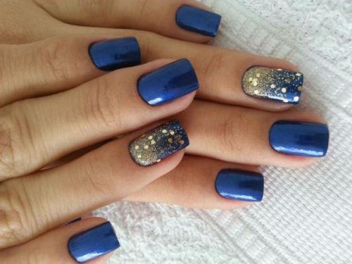 Маникюр 2019 осень синий. Осенний маникюр 2019 – 2020 модные тенденции и тренды 07
