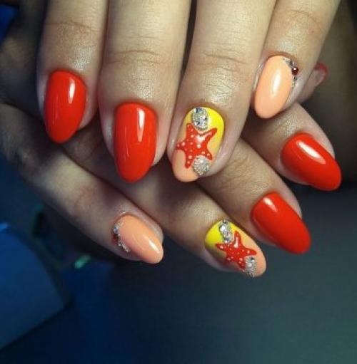 Маникюр для отпуска на море. Маникюр в морском стиле с тематическими рисунками