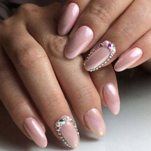 Свадебный маникюр 2019 миндаль. Тенденции свадебного маникюра 2019