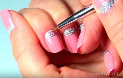 Маникюр лунный и френч. Как сделать идеальный лунный маникюр: инструкция по выполнению 05