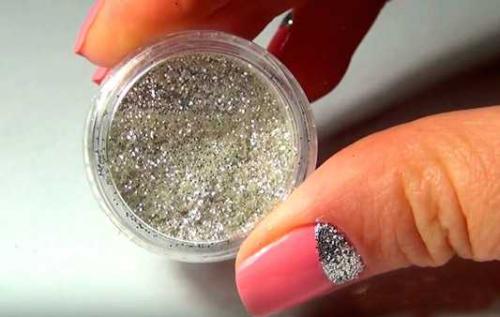 Маникюр лунный и френч. Как сделать идеальный лунный маникюр: инструкция по выполнению 06